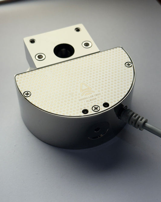 Ultra Low Vibration Shutter (Shutter: NLSH01-M4 / Controller:CSC-MXN)